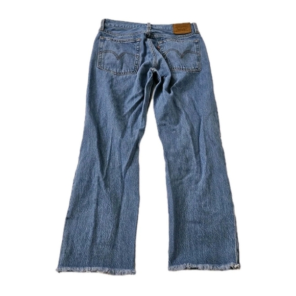Levis Jeans Womens 27 Blue Wedgie Straight Distressed Raw Hem Button Fly Crop - Picture 3 of 10